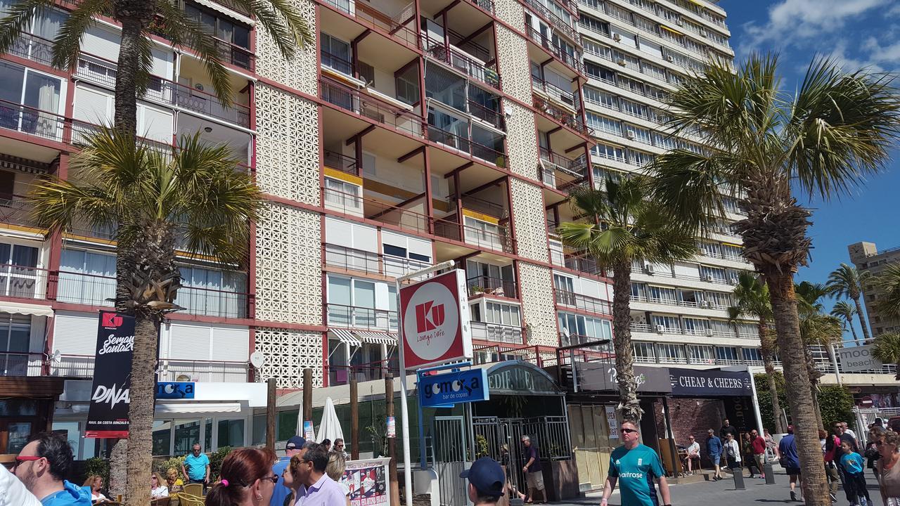 Mediterraneo Benidorm Bagian luar foto